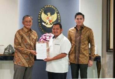 Menteri PU Beri Lampu Hijau Sejumlah Proyek Strategis di PPU