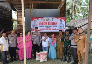 Hari Bhayangkara Polres PPU Tebar Kepedulian Lewat Program Bedah Rumah Warga Waru